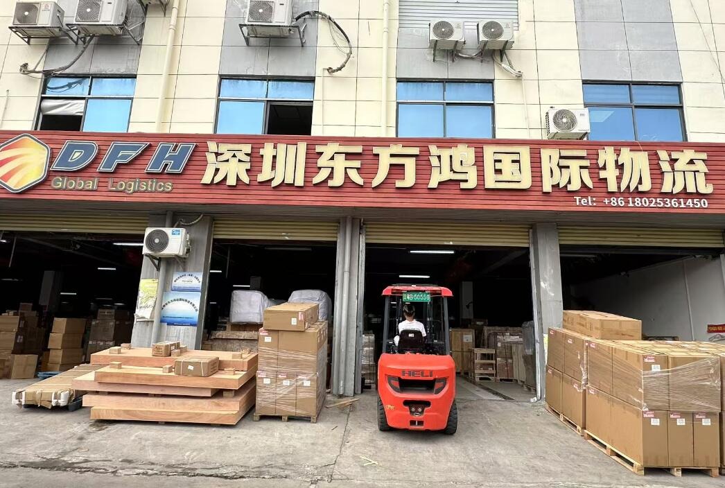 Warehouse receiving goods from suppliers